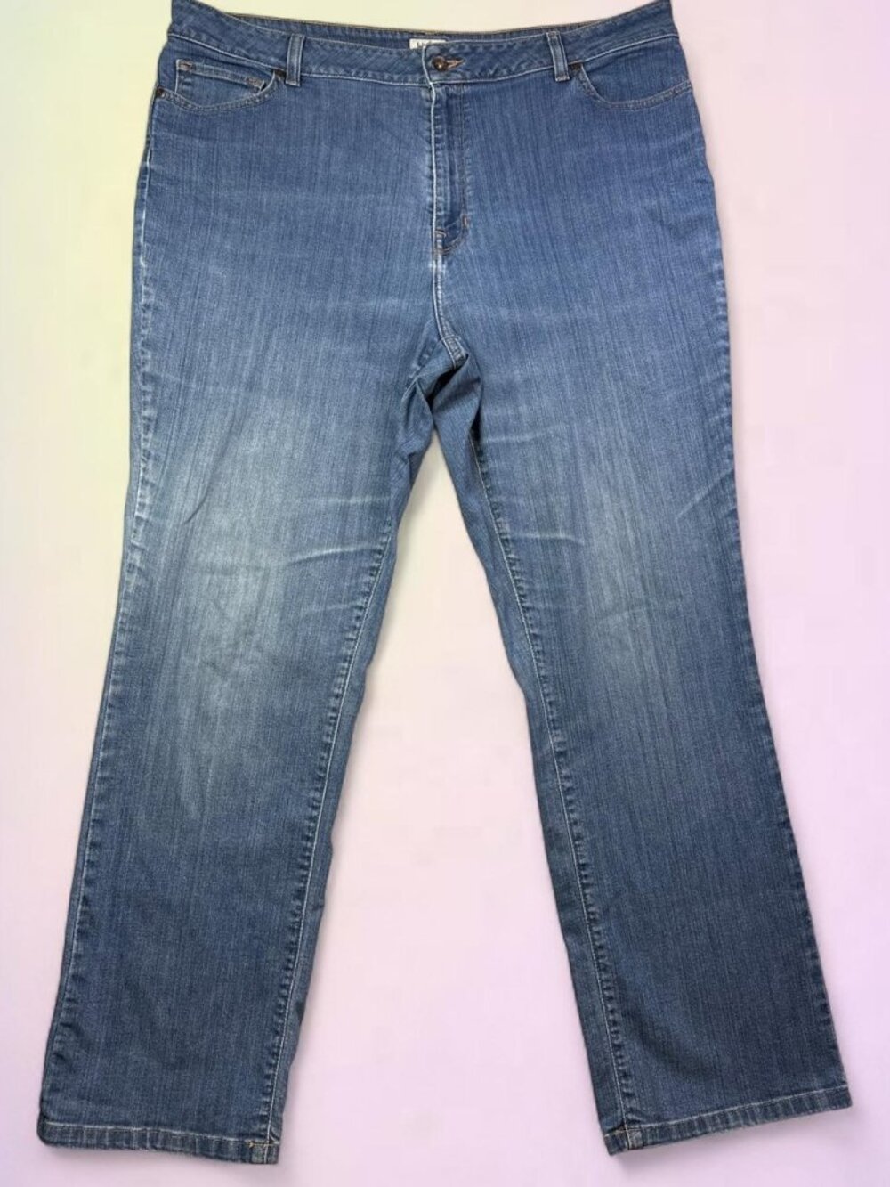 L.L. Bean Woman's Classic Fit Jeans Size 18